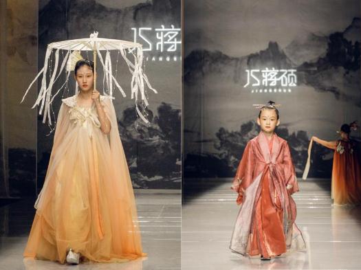 扛起国风服饰大旗，蒋硕“江南?忆”发布会闪耀中国国际时装周