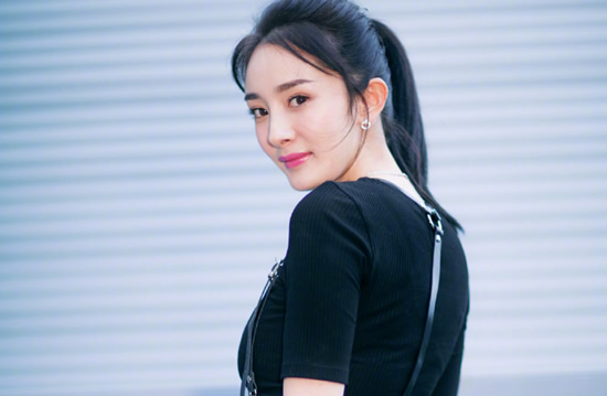 杨幂12年前旧照曝光 杨幂美图一览（组图）