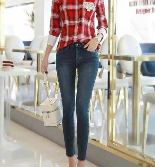 时尚牛仔裤女 2020这样穿搭太好看了