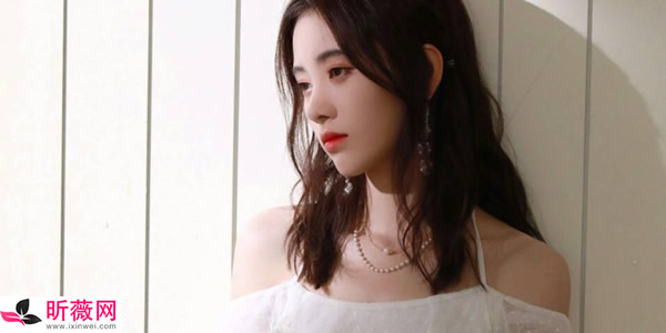 鞠婧祎为什么被称四千年一遇美女