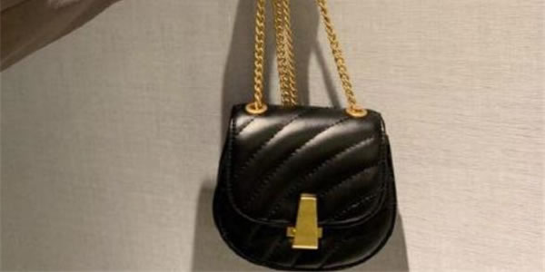 小mk是什么牌子的包包