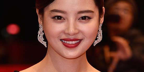 辛芷蕾嘴唇是怎么回事? 辛芷蕾嘴唇是怎么回事?