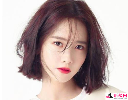 林允儿短发图片：流行短发林允儿短发示范
