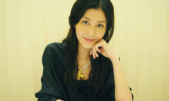 李彩桦闪婚闪离,原因曝光及李彩桦个人简历图片 李彩桦闪婚闪离,原因曝光及李彩桦个人简历图片