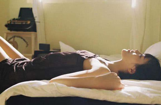 离婚再爱你，离婚女人喜欢你的5个表现