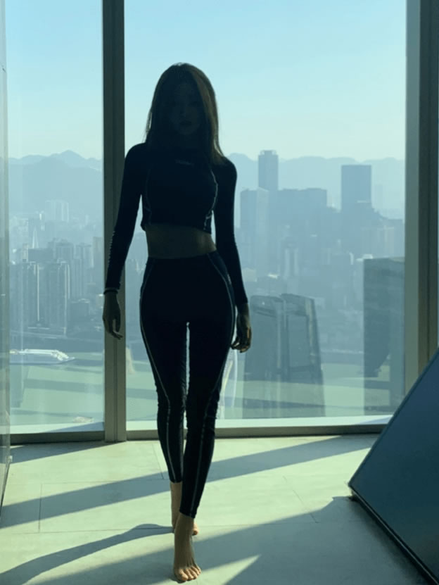网红半藏深林泳装照,半藏深林原名及写真美照