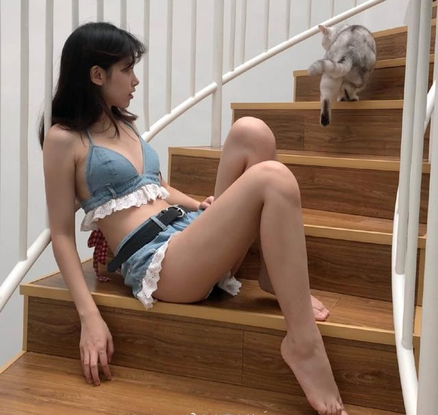 网红半藏深林泳装照，半藏深林原名及写真美照