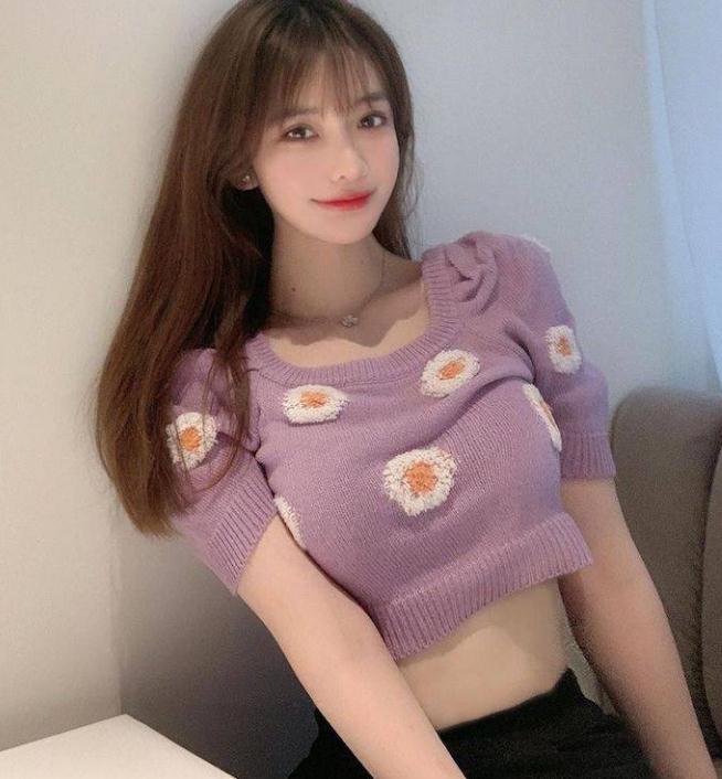 luna短上衣让纤腰外露，越看越迷人