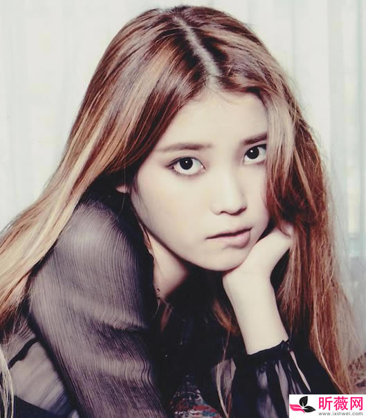 李智恩个人资料图片：李知恩年龄身高多少