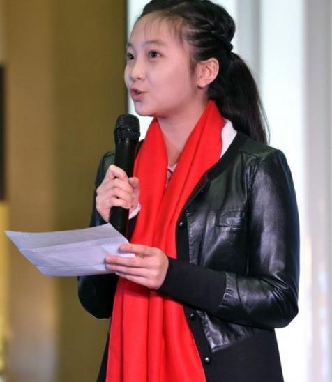 林妙可被毒虫咬伤图片