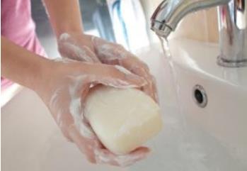 被蜈蚣咬了伤口图片:被蜈蚣咬了怎么办(图) 被蜈蚣咬了伤口图片:被蜈蚣咬了怎么办(图)