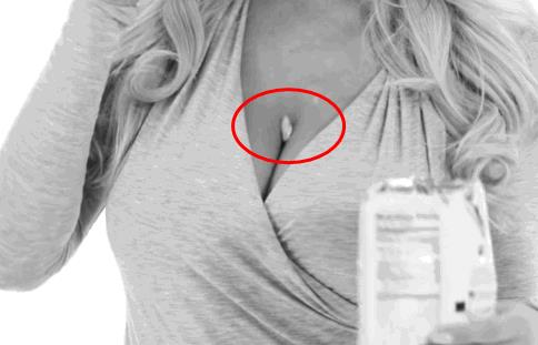 10种大胸部麻烦事:女人胸部太过丰满也很有烦恼 10种大胸部麻烦事:女人胸部太过丰满也很有烦恼