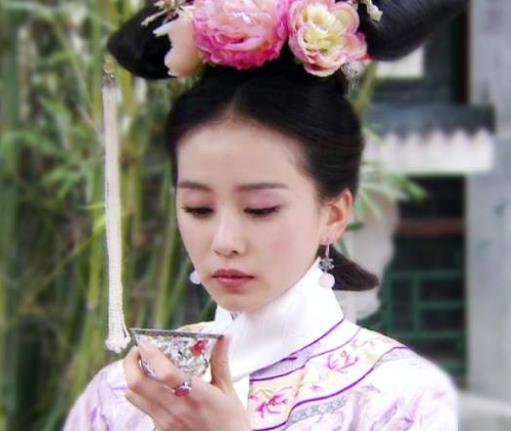 刘诗诗疑似半隐退:刘诗诗一整年不出荧幕不拍戏了 刘诗诗疑似半隐退:刘诗诗一整年不出荧幕不拍戏了