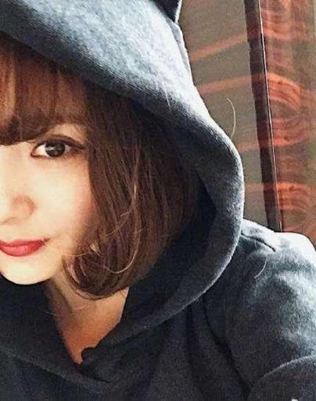 杨幂久违晒全脸自拍：好看好看,杨幂自拍照盘点（图）