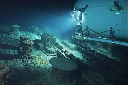 海底一万米的恐怖之处:深海中生物盘点(图) 海底一万米的恐怖之处:深海中生物盘点(图)