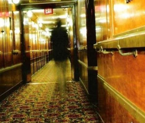 有人拍到了末影人：拍到黑影的恐怖照片