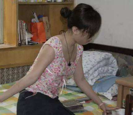 出轨的人妻阅读小图文