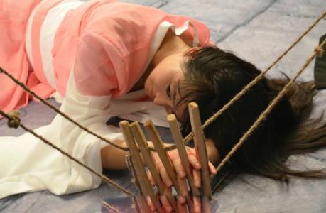 女子被家法调教的故事：古代经典家法家规20则揭晓