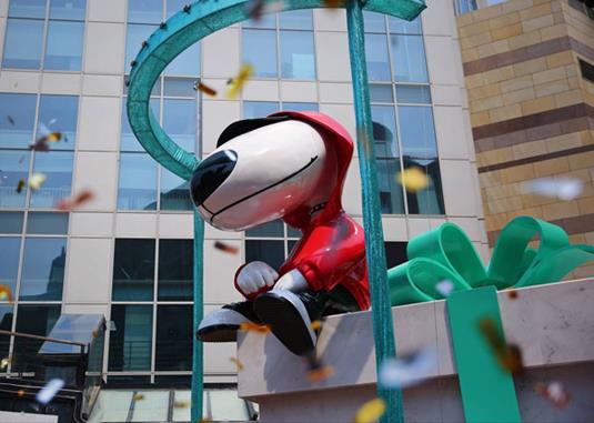 吸宠社交了解一下 全国首个宠物友好街区“旺街”萌袭津门 吸宠社交了解一下 全国首个宠物友好街区“旺街”萌袭津门