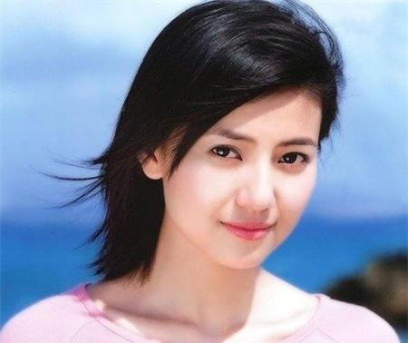 高圆圆旧照曝光：五官精致长相出众青春靓丽（图）