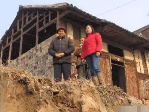 世上最“牛”的钉子户:第一个强悍,最后1个115年了还没拆 世上最“牛”的钉子户:第一个强悍,最后1个115年了还没拆