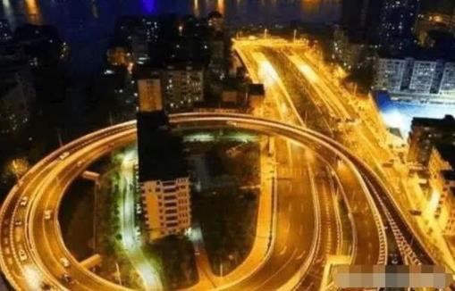 世上最“牛”的钉子户：第一个强悍,最后1个115年了还没拆