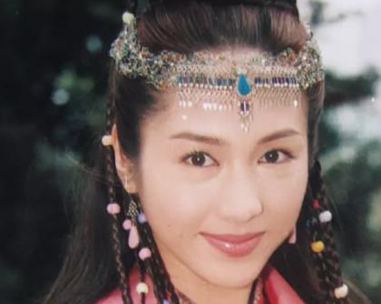 娱乐圈十大酒窝美女:女人有酒窝就是好看(图) 娱乐圈十大酒窝美女:女人有酒窝就是好看(图)