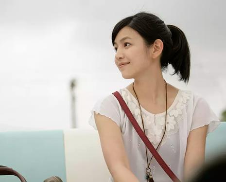 娱乐圈十大酒窝美女：女人有酒窝就是好看（图）