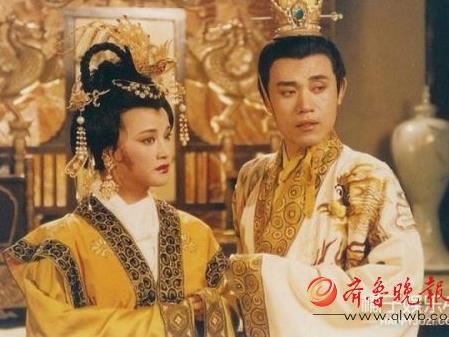 刘晓庆资料素颜照：刘晓庆简介,刘晓庆年轻时照片