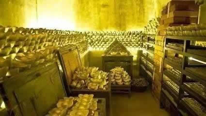 古代贪官是这么藏钱的,又没银行?和珅的藏宝方法最决了 古代贪官是这么藏钱的,又没银行?和珅的藏宝方法最决了