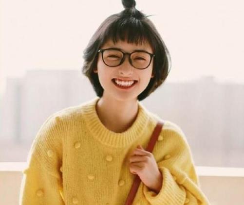 沈月梁靖康亲昵照:沈月梁靖康关系,日久生情共赴爱河 沈月梁靖康亲昵照:沈月梁靖康关系,日久生情共赴爱河