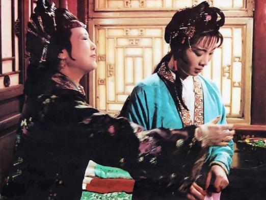 秦可卿朱怀镜关系:秦可卿为何要偷情公公贾珍? 秦可卿朱怀镜关系:秦可卿为何要偷情公公贾珍?