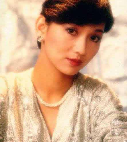 赵雅芝昔日旧照美照欣赏:赵雅芝资料简介(图) 赵雅芝昔日旧照美照欣赏:赵雅芝资料简介(图)