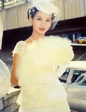 赵雅芝昔日旧照美照欣赏：赵雅芝资料简介（图）