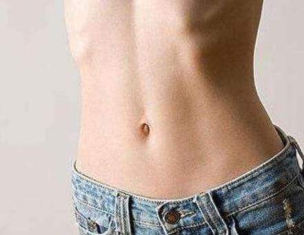 肚脐眼看富贵命(相术解读) 肚脐眼看富贵命(相术解读)