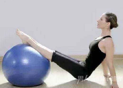 怎样可以瘦腿：汇总6式瘦腿瑜伽帮你快速廋腿