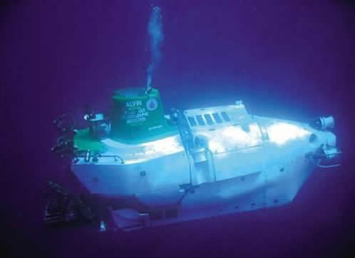 海底一万米是一种什么样的体验：蛟龙号都望而却步