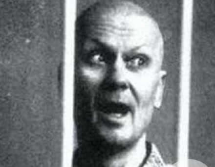 安德烈·奇卡提罗资料简介：骇人的安德烈·奇卡提罗