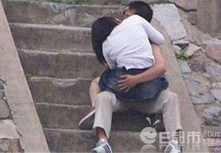 奇葩的野战盘点：一次有效增进感情的野战（图）