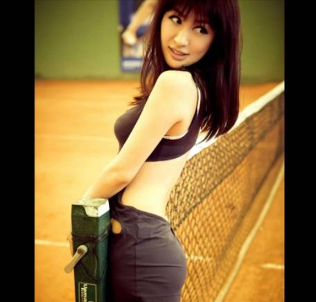 李菲儿男友是谁：网络曝光好事将近男友身份揭晓