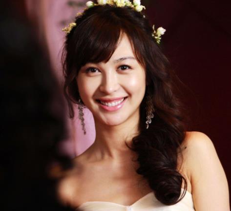 李菲儿男友是谁:网络曝光好事将近男友身份揭晓 李菲儿男友是谁:网络曝光好事将近男友身份揭晓