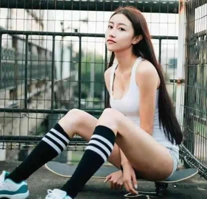 跟男生可聊的20个话题:不冷场又能俘获他的心 跟男生可聊的20个话题:不冷场又能俘获他的心