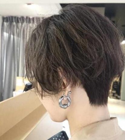 2018短发最新发型女：九款超美的短发图集欣赏