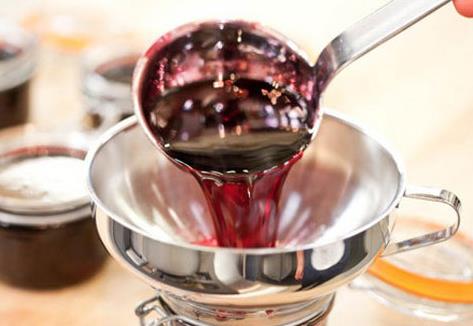 自酿葡萄酒:在家酿制葡萄酒步骤及保存方法 自酿葡萄酒:在家酿制葡萄酒步骤及保存方法