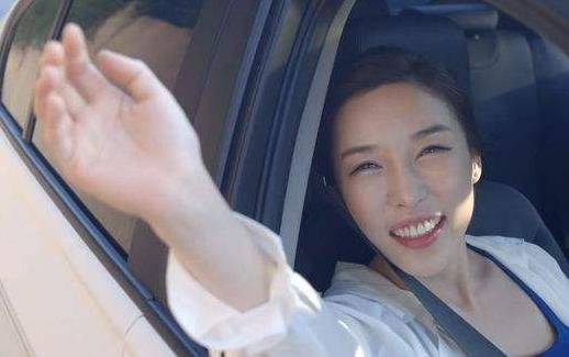 韩国好看的r级电影女主漂亮剧照（图）