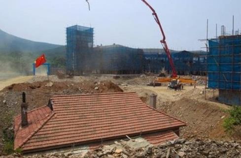 最牛钉子户悲惨下场：钉子户图片欣赏