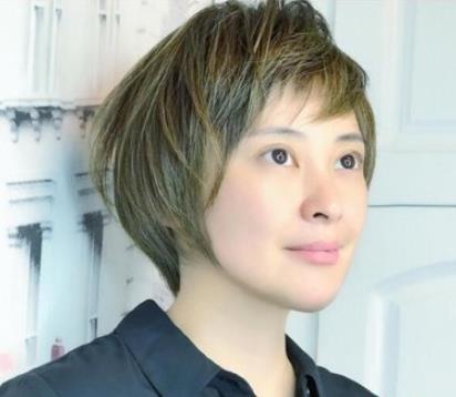 额头窄适合什么刘海：额头窄适合的发型图欣赏