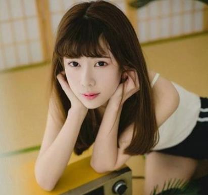 额头窄适合什么刘海：额头窄适合的发型图欣赏