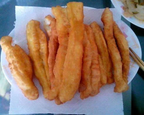 油条一定要两根一起炸竟是这原因:省时高效(图文) 油条一定要两根一起炸竟是这原因:省时高效(图文)