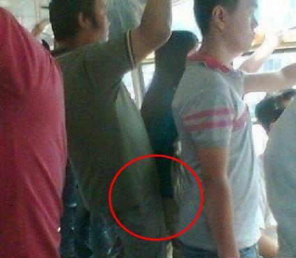 顶族是什么意思简介：女生真实公交遭遇顶族经历